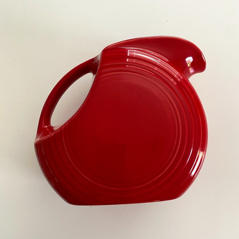 Large Fiesta Disk Pitcher Scarlet Red 67oz | Fiestaware Dining